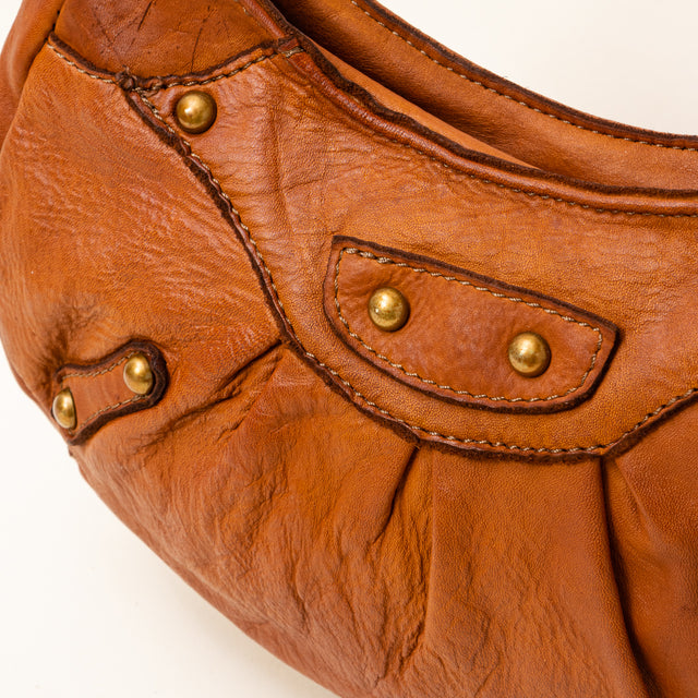Zeroassoluto - Borsa a spalla con borchie - cuoio