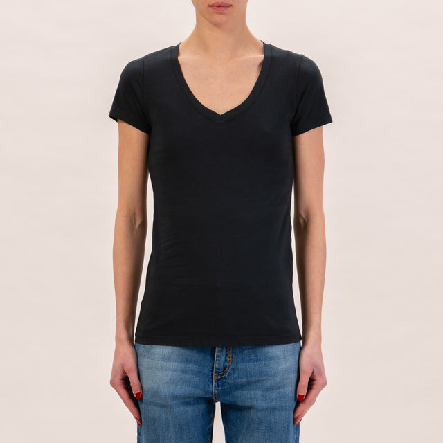 Zeroassoluto-T-shirt slimfit scollo v - nero