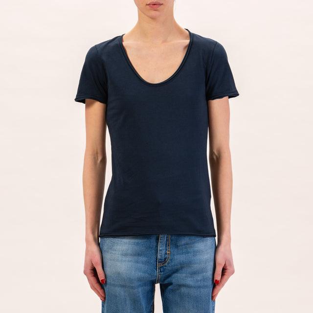 Zeroassoluto-T-shirt slimfit scollata taglio vivo - blu
