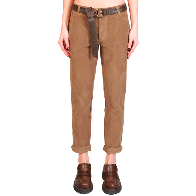 Zeroassoluto-Pantalone LOIS chino velluto millerighe elasticizzato - camel