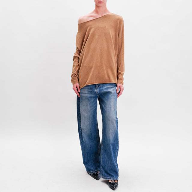 Zeroassoluto-Maglia stondata oversize - camel