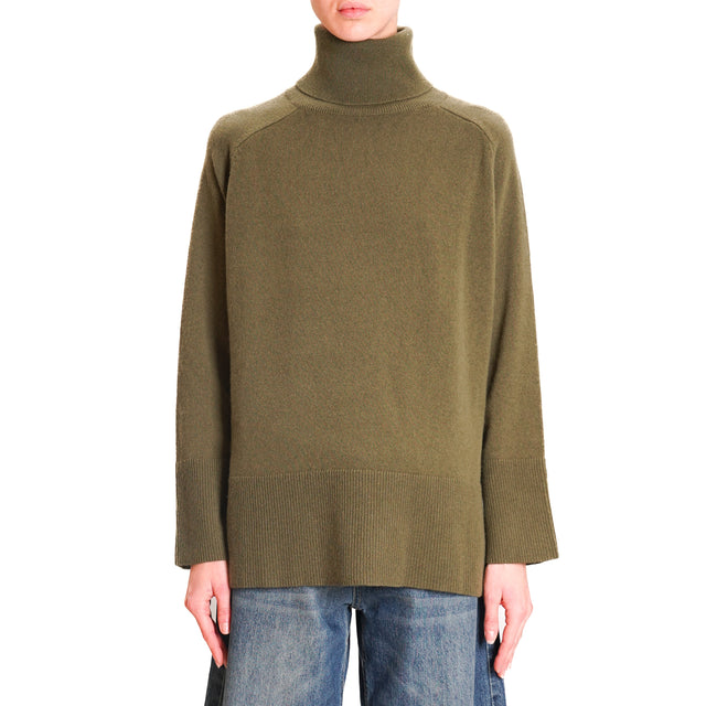 Tension in-Maglia box turtleneck 100% wool SOFT - military