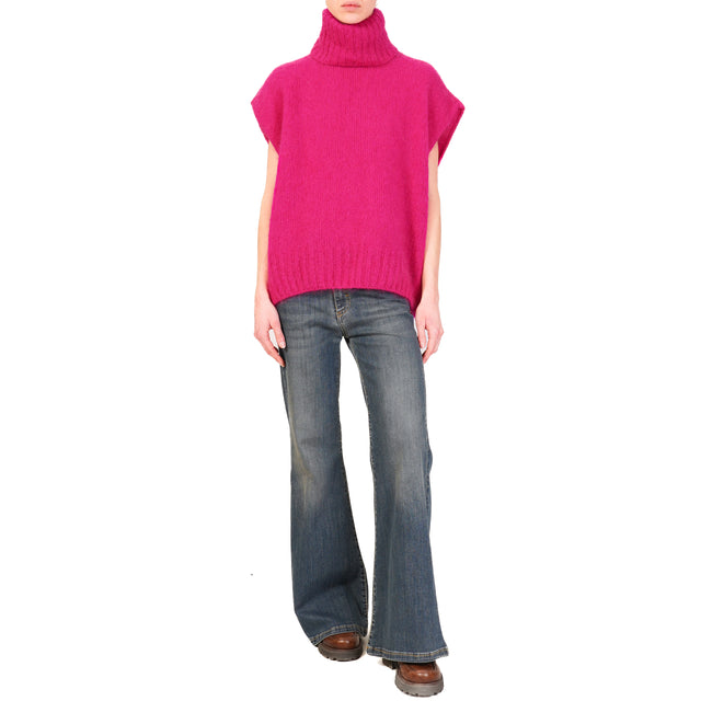 Dixie-Maglia mohair collo alto smanicata - fucsia