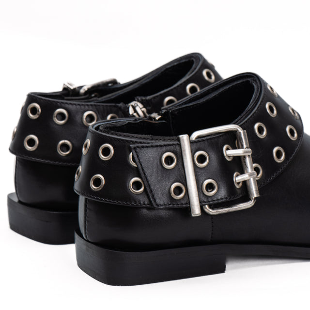 Divine follie - Pointed Toe Buckle Leather Shoe - Black