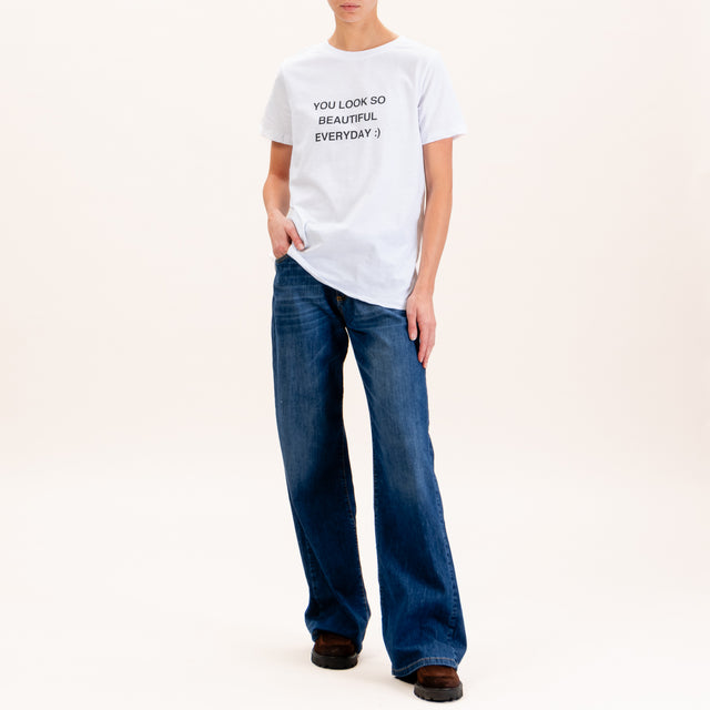 Zeroassoluto-T-shirt EMMA scritta"YOU LOOK SO..." - bianco