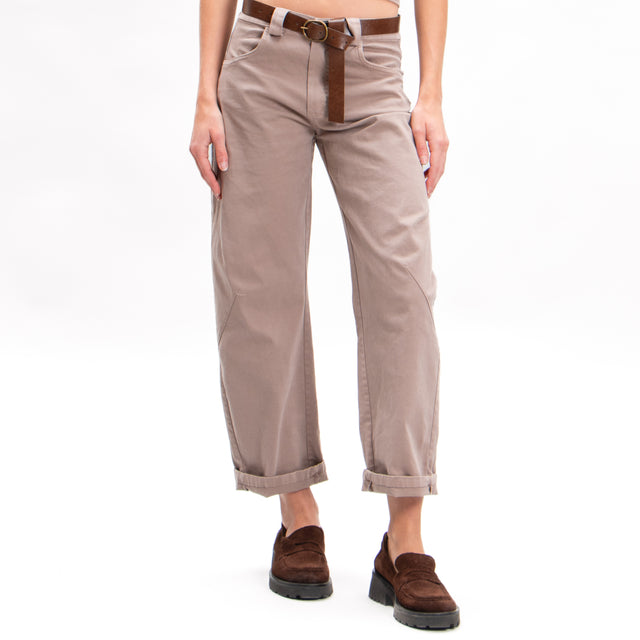 Tension in-Pantalone carrot with belt - dove gray