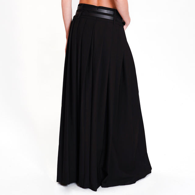 Motel-Double Belt Pleated Skirt - Black