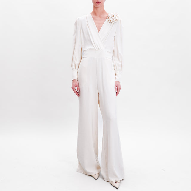 Motel-V-Neck Jumpsuit with Removable Brooch - Cream