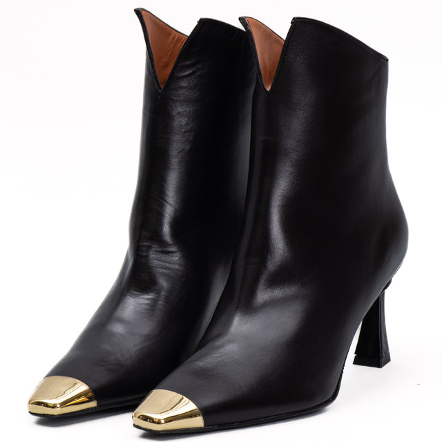 Ovye'-Metallic Toe Ankle Boot - Black/Gold