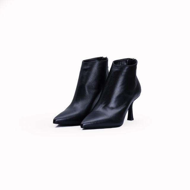 Ovye'-Leather ankle boot - black