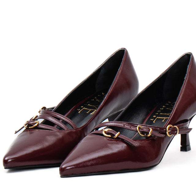 Ovye'-3 Buckle Pumps - Bordeaux