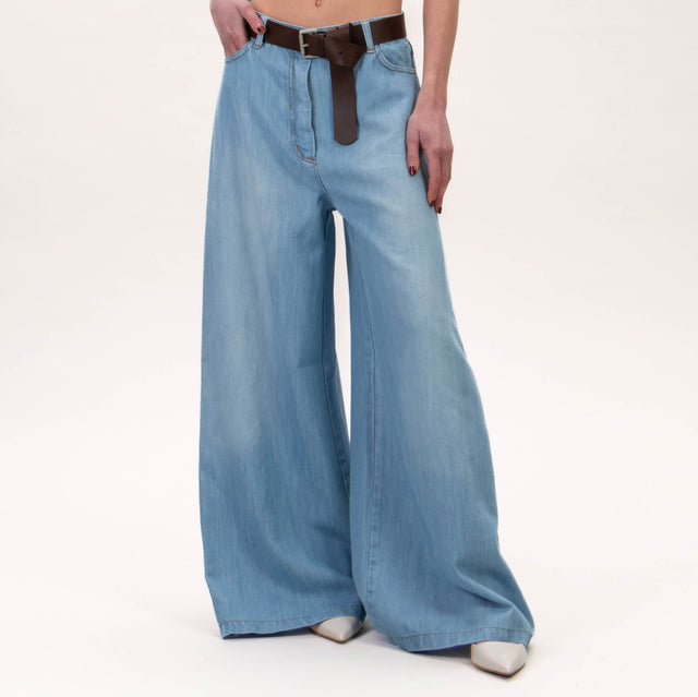Tensione in-Jeans extra wide leg con cintura - denim chiaro