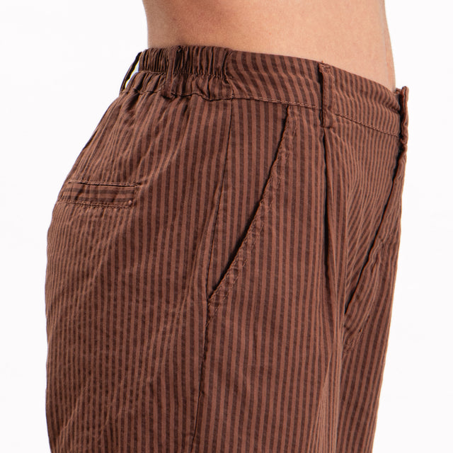 Zeroassoluto-Pantalone LOLA righe elastico dietro - moro