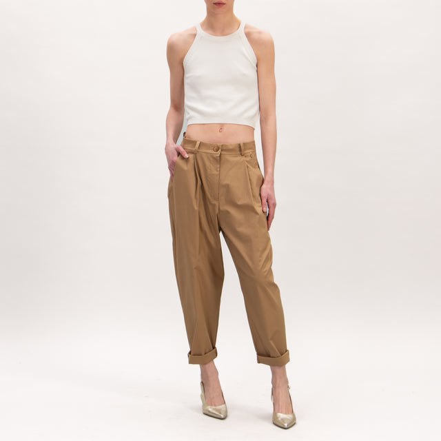 Souvenir-Pantalone cotone elasticizzato con pinces - sabbia