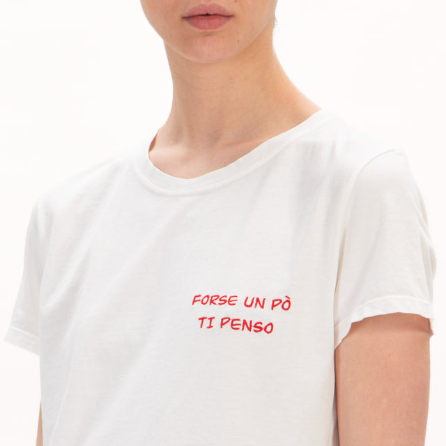 Vicolo-T-shirt "FORSE UN PO' TI PENSO" - latte