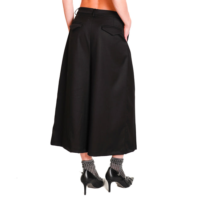 Souvenir-Pants with pleats - black