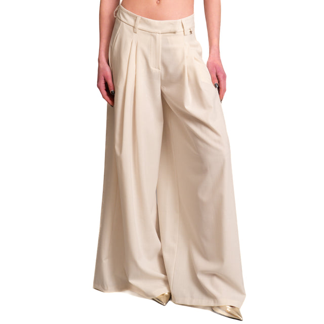 Souvenir-Pantalone wide leg con pinces - panna