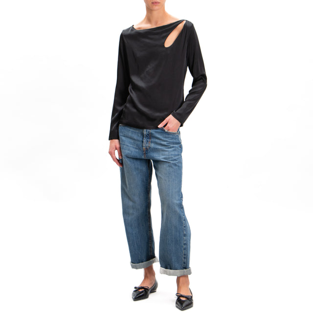 Tensione in-Blusa cut out in satin elasticizzato - nero