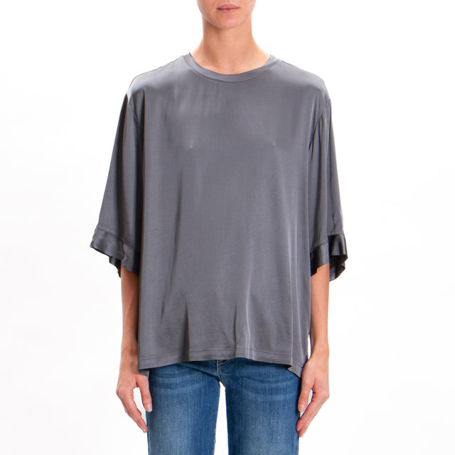 Tensione in-Blusa over in satin elasticizzato - grigio fumo