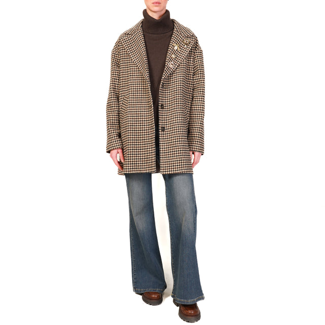 Tensione in-Cappotto corto a quadri con spillle - beige/moro/nero