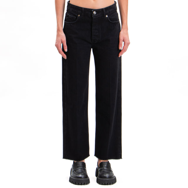 Tension in-Jeans crop raw cut - black