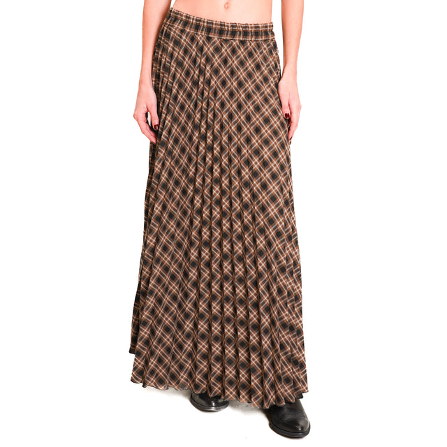 Tension in-Pleated pattern skirt with elastic waist - dark brown/black