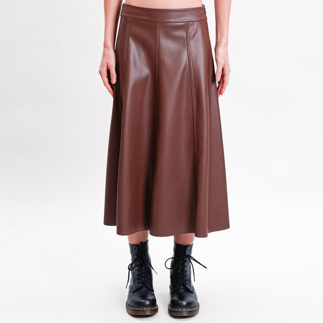 Tension in- A-line faux leather skirt with stitching - dark brown