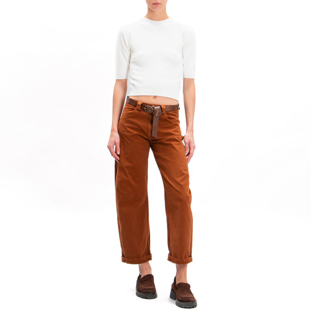 Tensione in-Pantalone carrot con cintura - tabacco