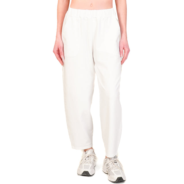 Zeroassoluto-Pantalone mom fit felpa light elastico in vita - bianco