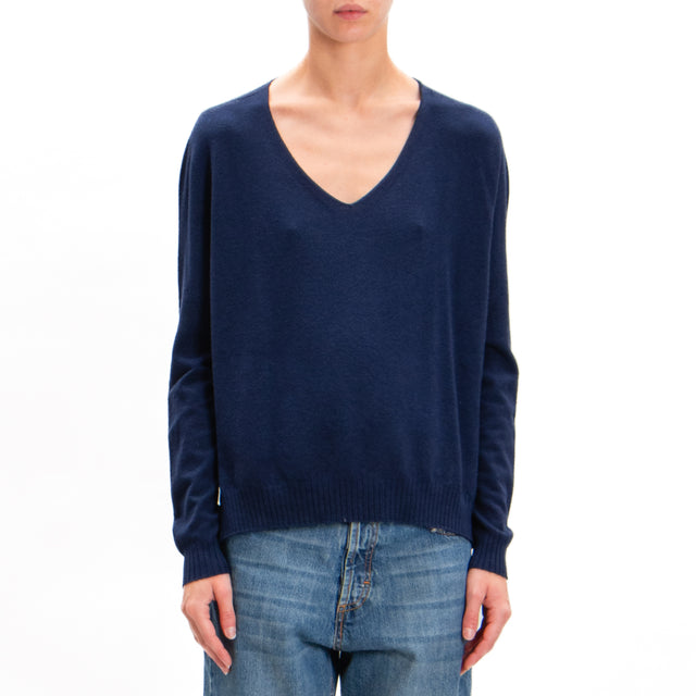 Zeroassoluto-V-neck sweater with side slits - blue