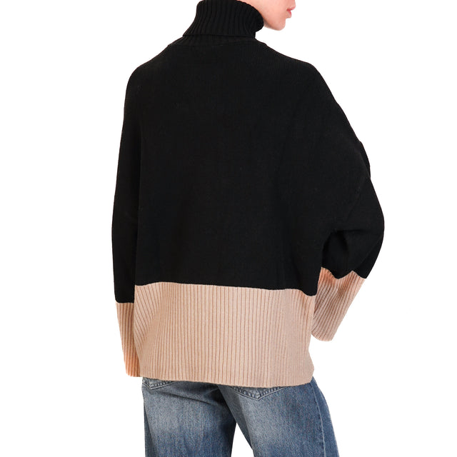 Zeroassoluto-Maglia collo alto bicolore - nero/beige