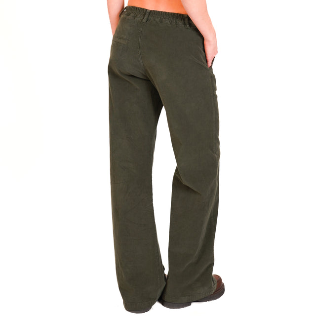 Zeroassoluto-Pantalone LILLY velluto millerighe elasticizzato- verde bosco