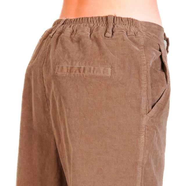 Zeroassoluto-Pantalone LORY velluto millerighe elasticizzato - camel