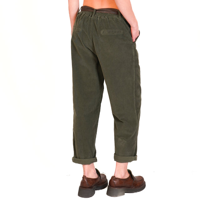 Zeroassoluto-Pantalone LORY velluto millerighe elasticizzato - verde bosco