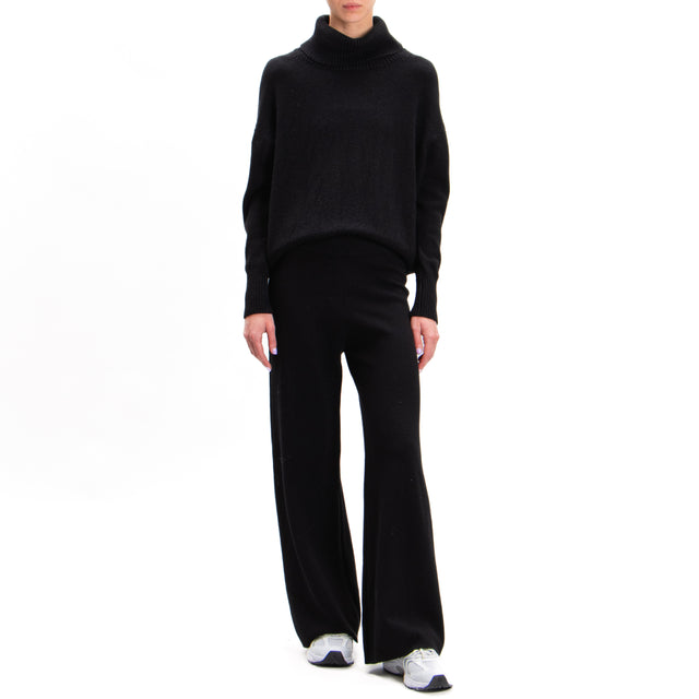 Zeroassoluto-High neck sweater - black