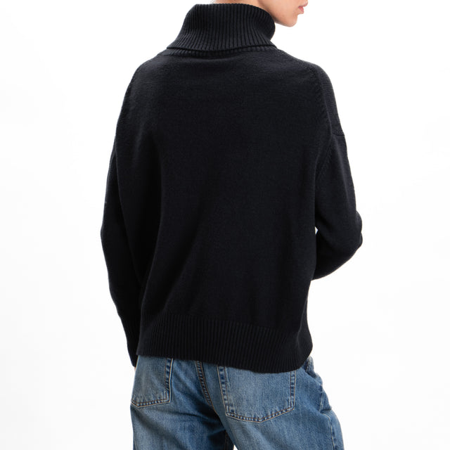 Zeroassoluto-High neck sweater - black