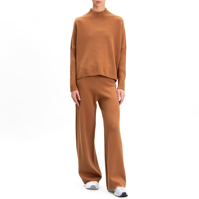 Zeroassoluto-Ribbed sleeve fitted neck sweater - camel