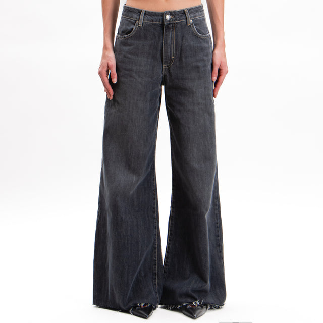 Zeroassoluto-Jeans JURI wide leg orlo taglio vivo - nero